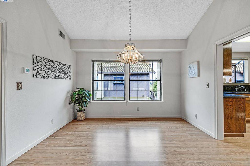 San Leandro, CA 94577-6423,14170 Outrigger Drive