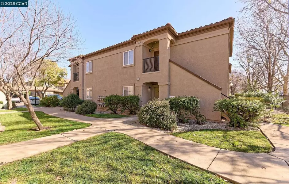 4200 E Commerce Way #213, Sacramento, CA 95834