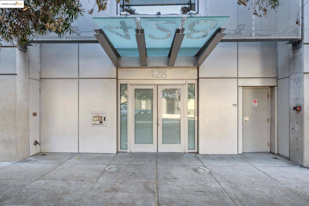 Oakland, CA 94607,428 Alice St #422