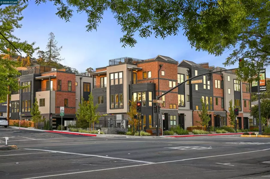 920 Brown Ave, Lafayette, CA 94549