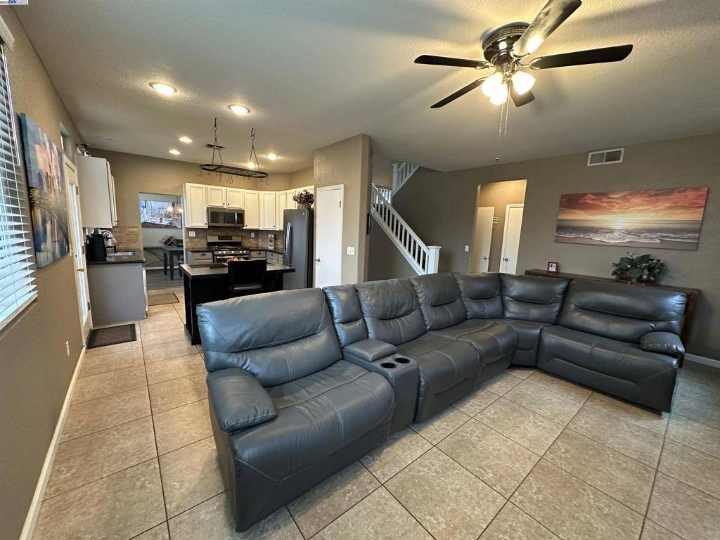 Rio Vista, CA 94571,612 Fisher St