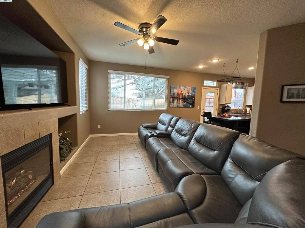 Rio Vista, CA 94571,612 Fisher St