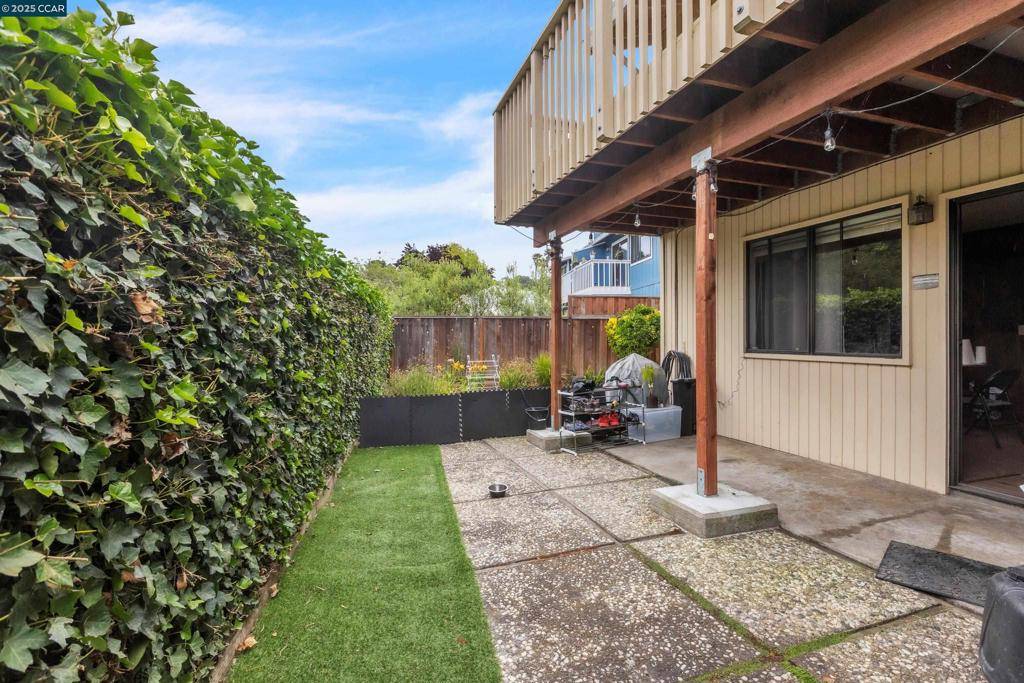 Aptos, CA 95003,138 Farallon Ct