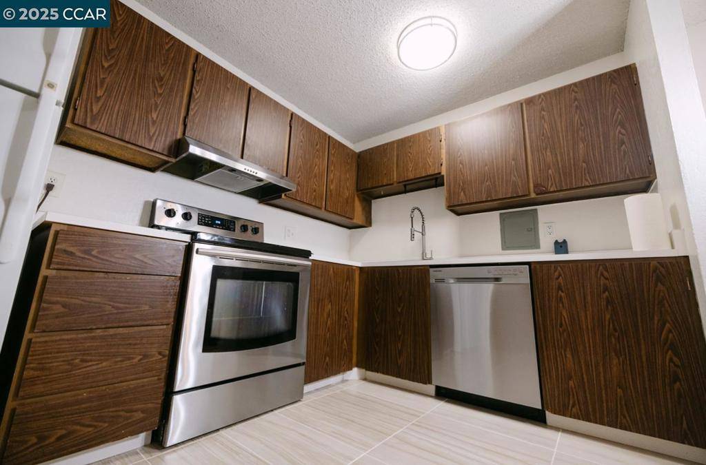 555 Pierce St #522, Albany, CA 94706