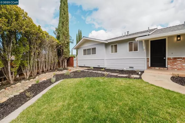 Clayton, CA 94517,5595 Redondo Court