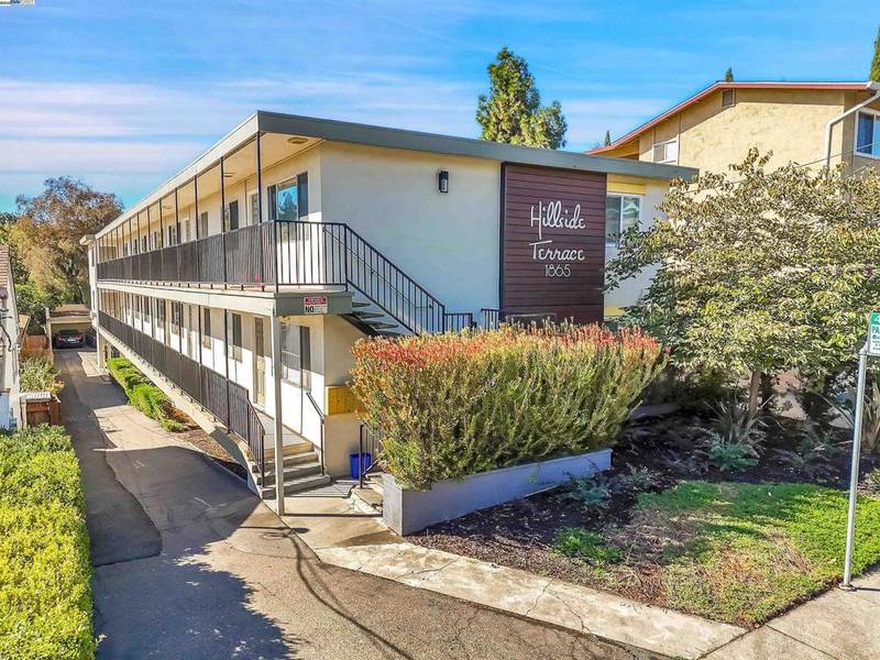 1865 Lacassie Ave, Walnut Creek, CA 94596-4039