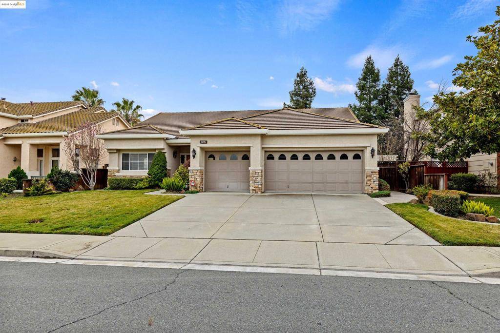 Antioch, CA 94509,2026 Lynwood Way