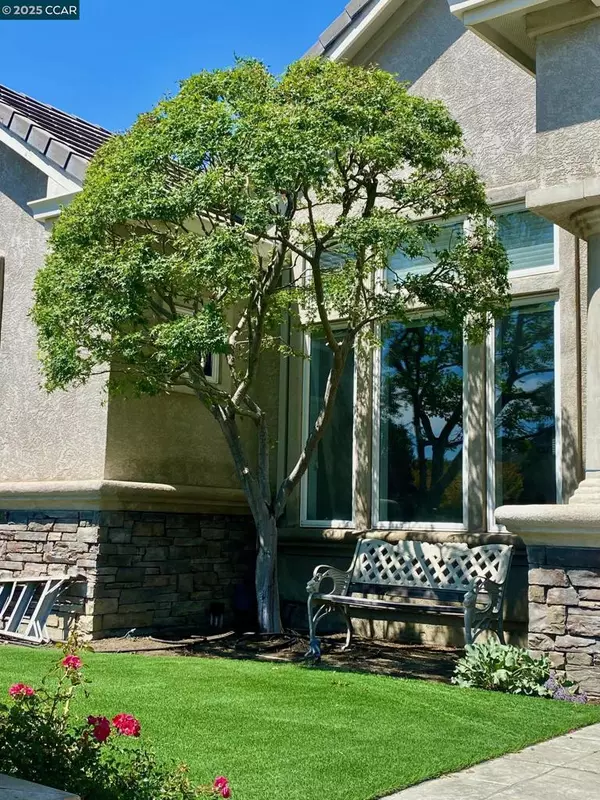 Clayton, CA 94517,1021 Pebble Beach Dr