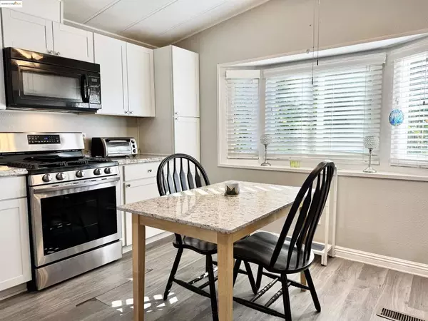 Oakley, CA 94561,44 Cayuga