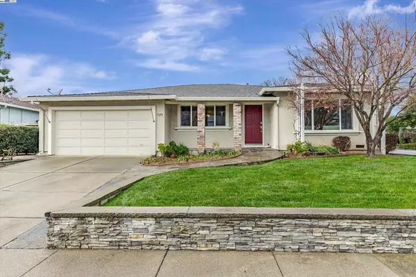 7195 Harvard Pl, Gilroy, CA 95020