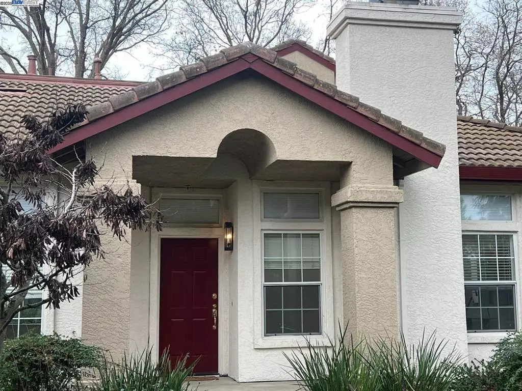 Pleasanton, CA 94588,5788 Belleza Dr