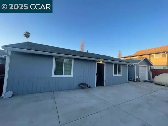 29668 Dixon St, Hayward, CA 94544