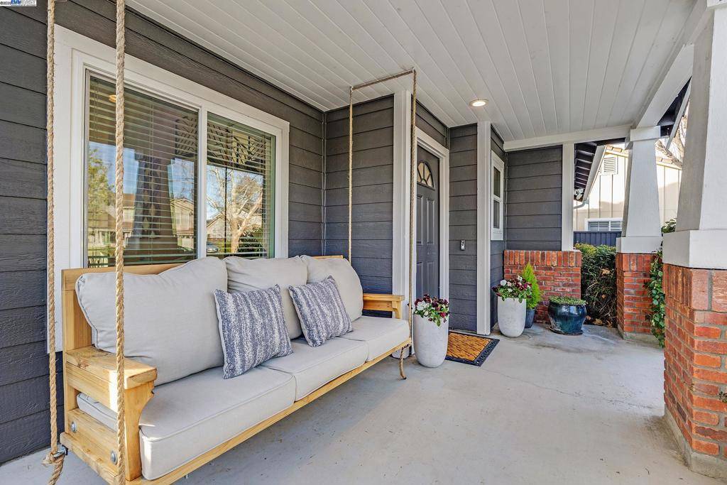 Livermore, CA 94551,814 Saddleback Cir