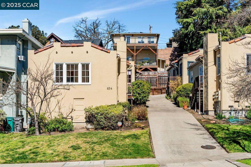 Oakland, CA 94610,654 Mandana Blvd