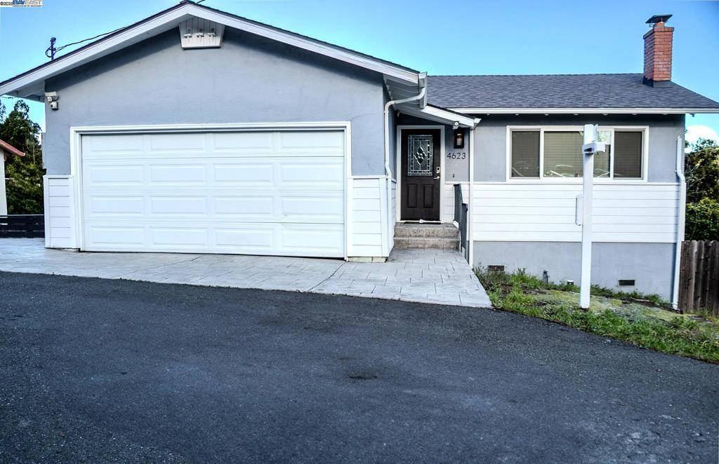 El Sobrante, CA 94803,4623 Appian Way