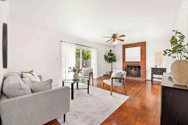 Newark, CA 94560,37036 San Antonio St