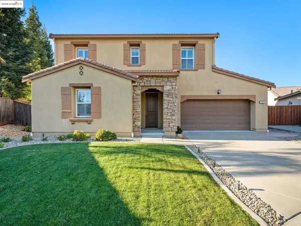 1007 Yarkon Ct, Fairfield, CA 94533