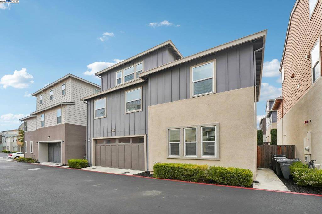 Dublin, CA 94568,4381 Healdsburg Way