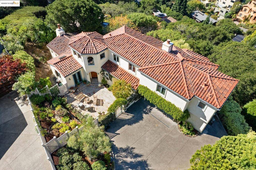 Berkeley, CA 94705,29 Live Oak RD