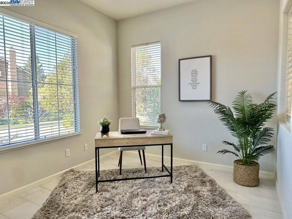 Castro Valley, CA 94552,25616 Crestfield Cir