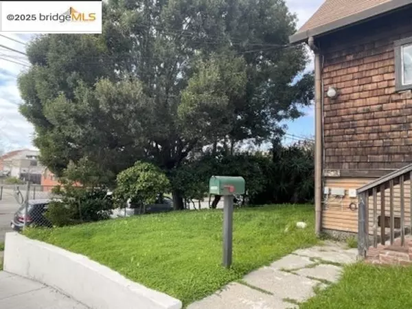 Berkeley, CA 94710,1723 8Th St