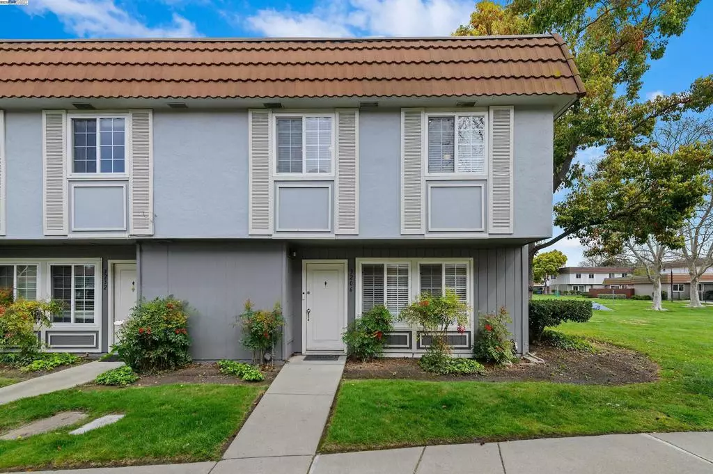 Pleasanton, CA 94588,3206 Pueblo Way