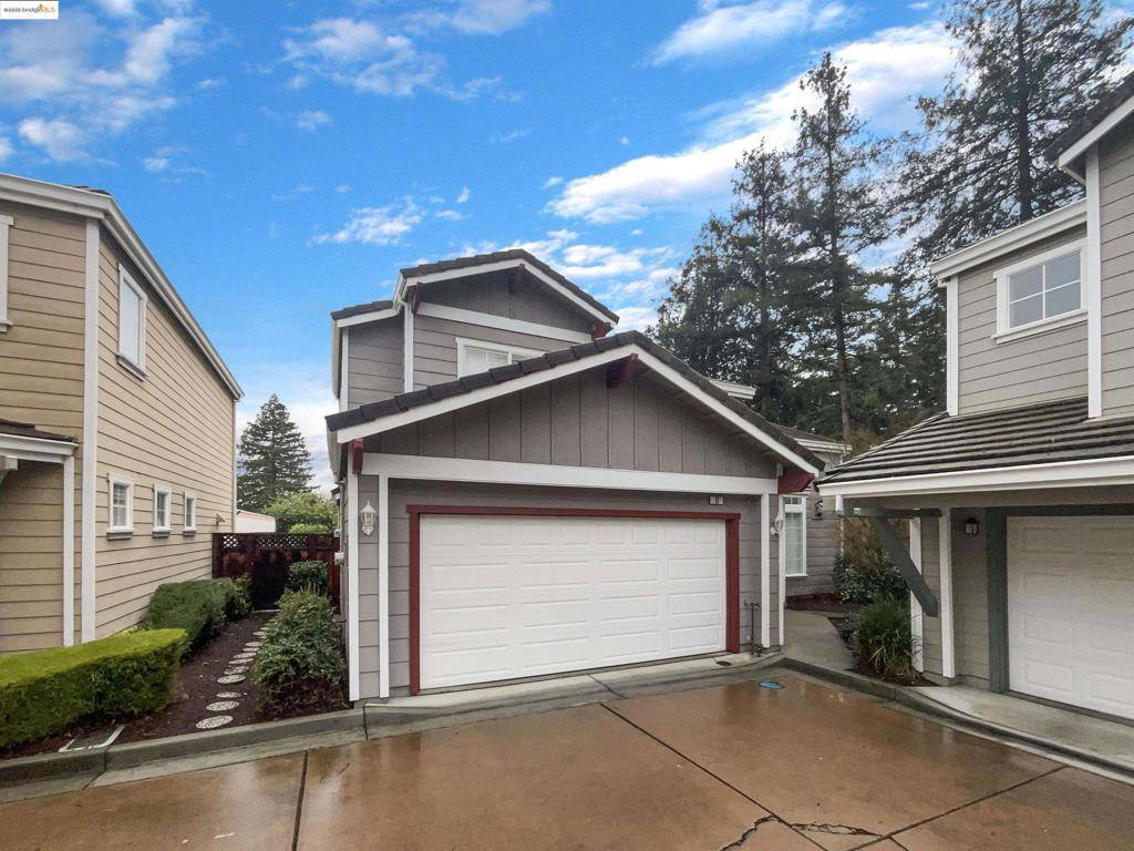 51 Village Square PL, Pleasant Hill, CA 94523