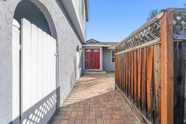 Fremont, CA 94539,40170 Lucinda Ct