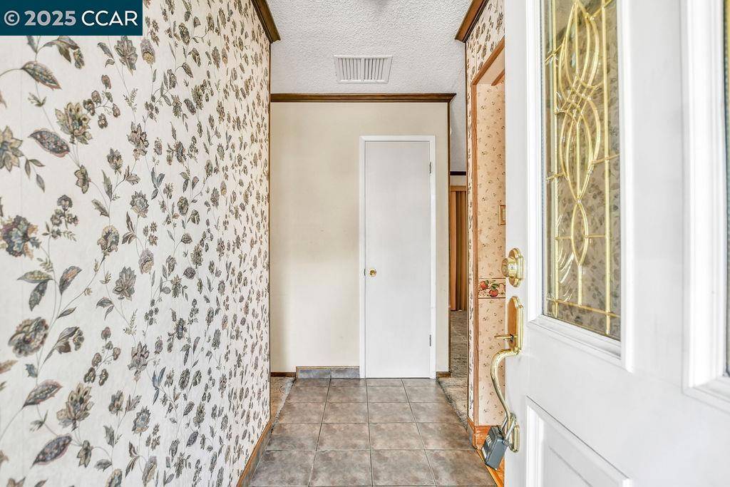 Antioch, CA 94509-4715,2825 Enea