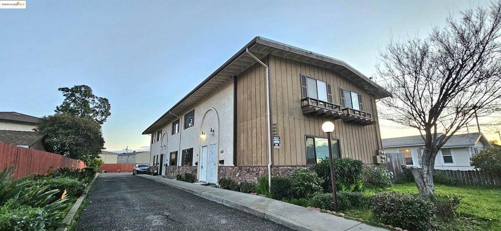 444 Schafer Rd, Hayward, CA 94544