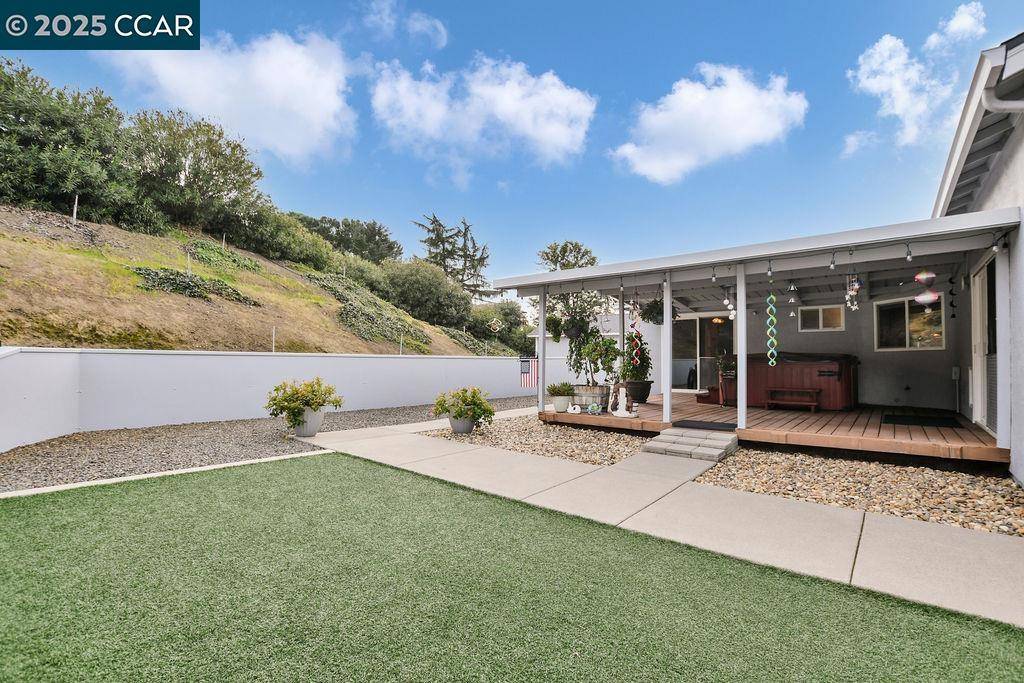 908 Myrtlewood, Antioch, CA 94509-5178