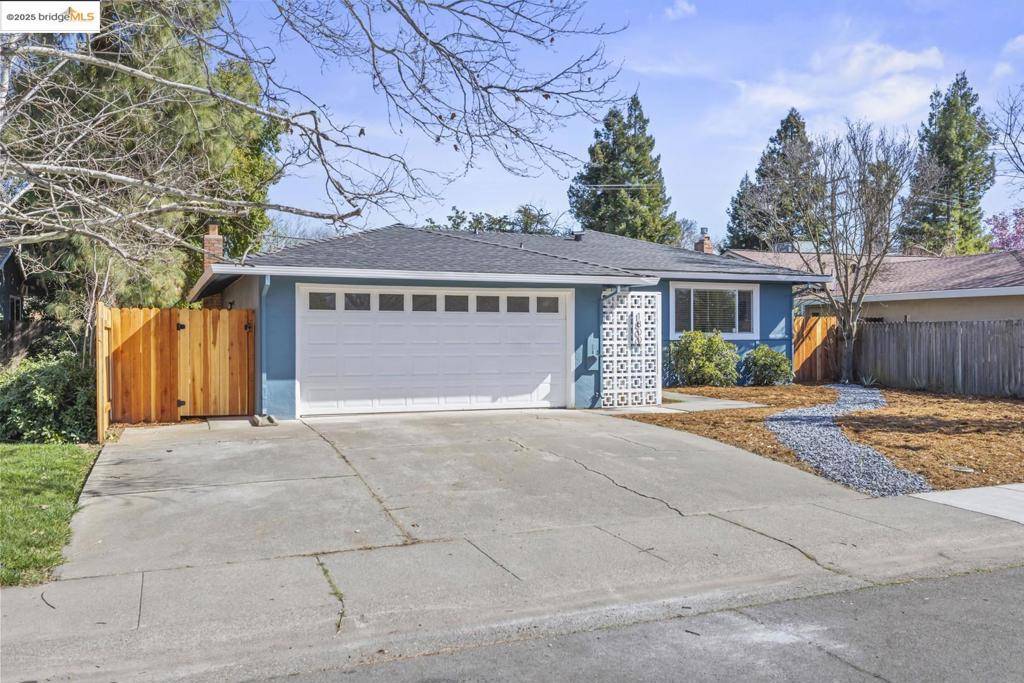 Davis, CA 95618,1800 Manzanita LN