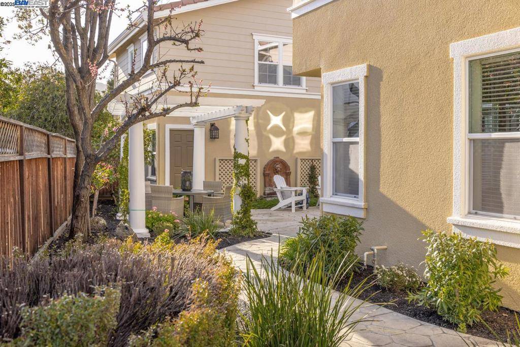 Pleasanton, CA 94566,1508 Whispering Oaks Way
