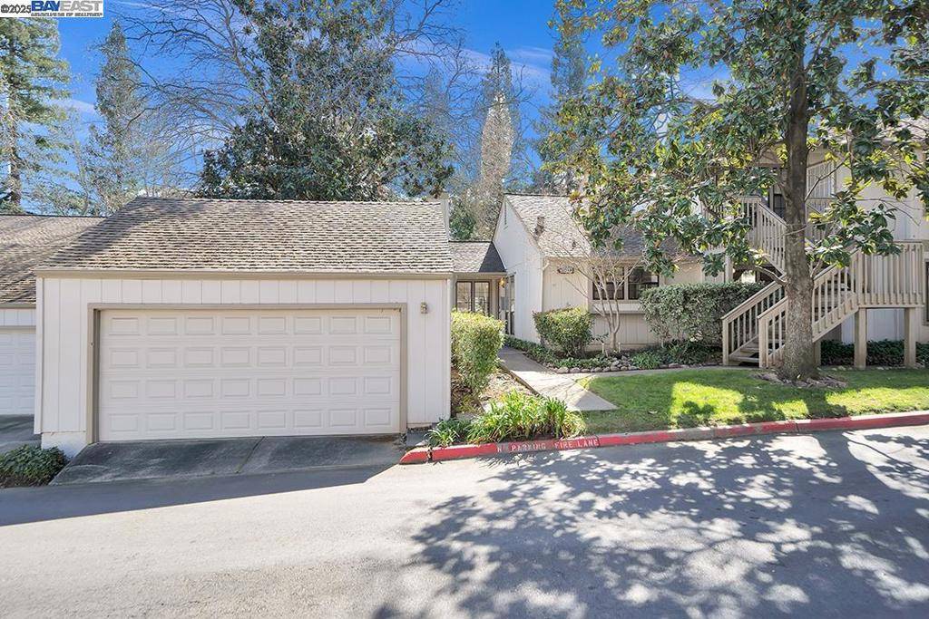 3901 Park Circle Ln #A, Carmichael, CA 95608