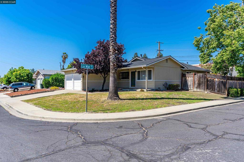 Concord, CA 94518,956 Chalet Dr
