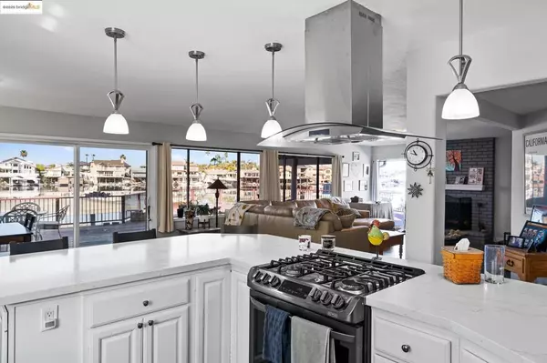 Discovery Bay, CA 94505,926 Lido Cir