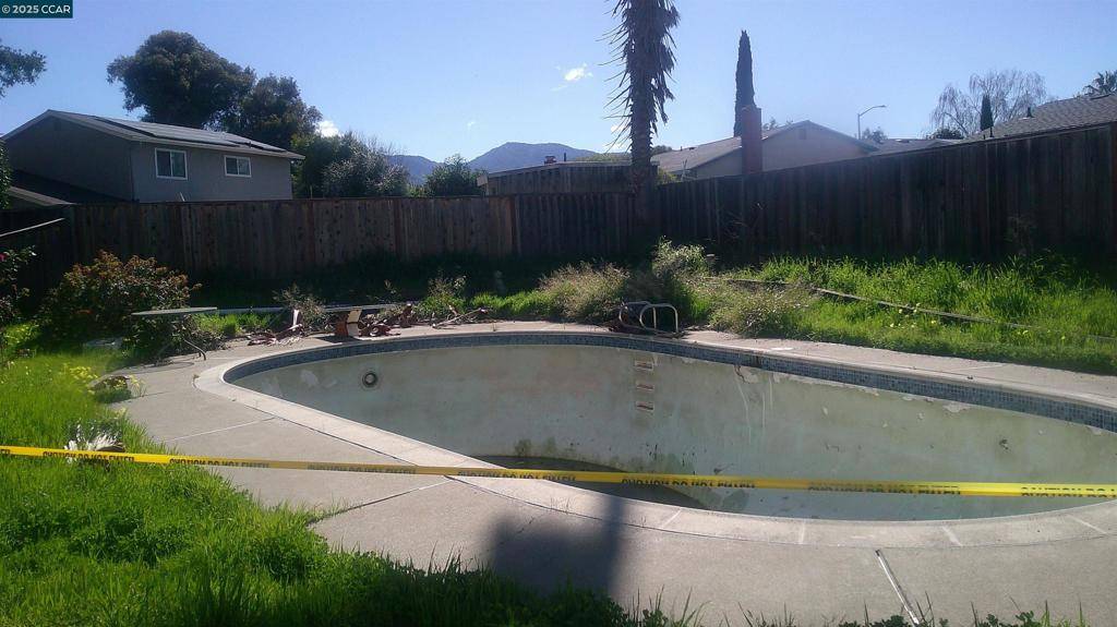 Concord, CA 94521,1718 Belding Ct