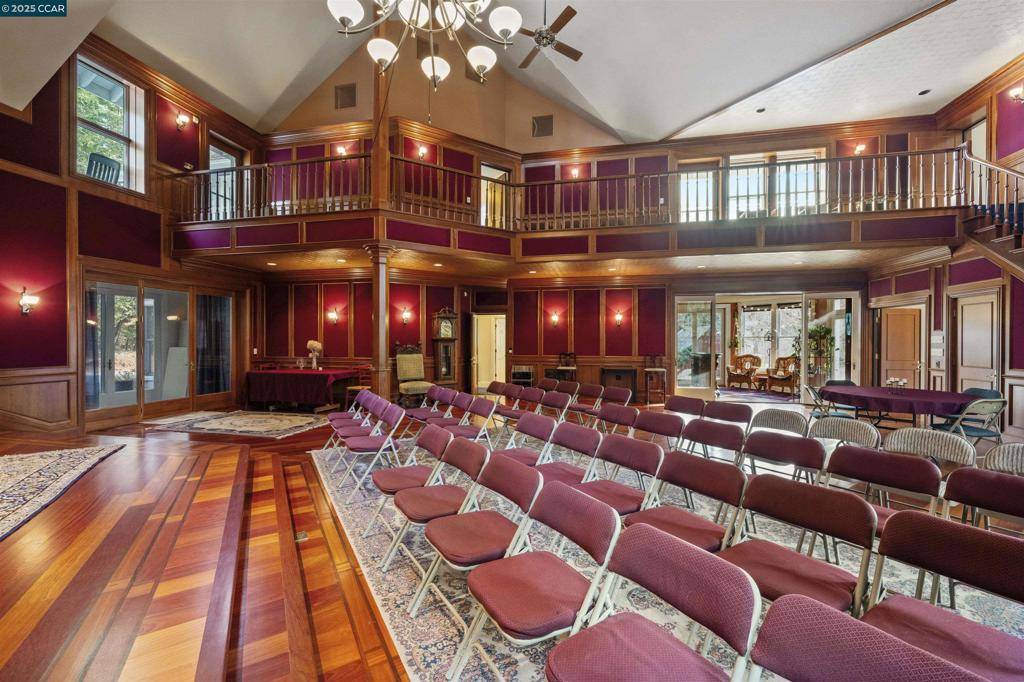 Nevada City, CA 95959,11417 Red Dog Rd