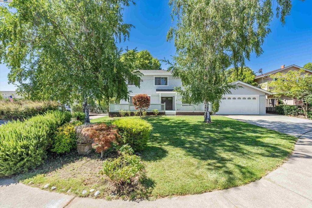 6735 Stephan Ct, Gilroy, CA 95020