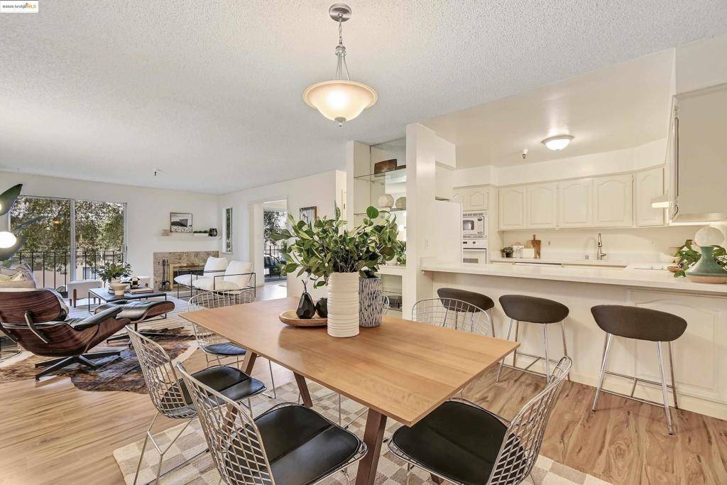 Redwood City, CA 94061,601 Leahy #104