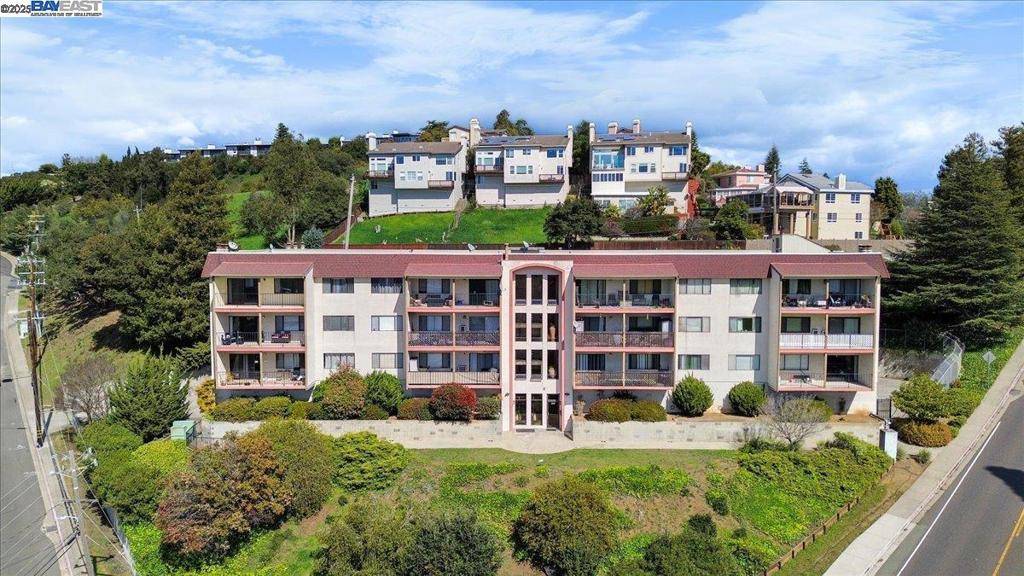 2500 Miramar Ave #101, Castro Valley, CA 94546