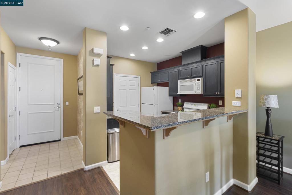 Dublin, CA 94568,3290 Maguire Way #322