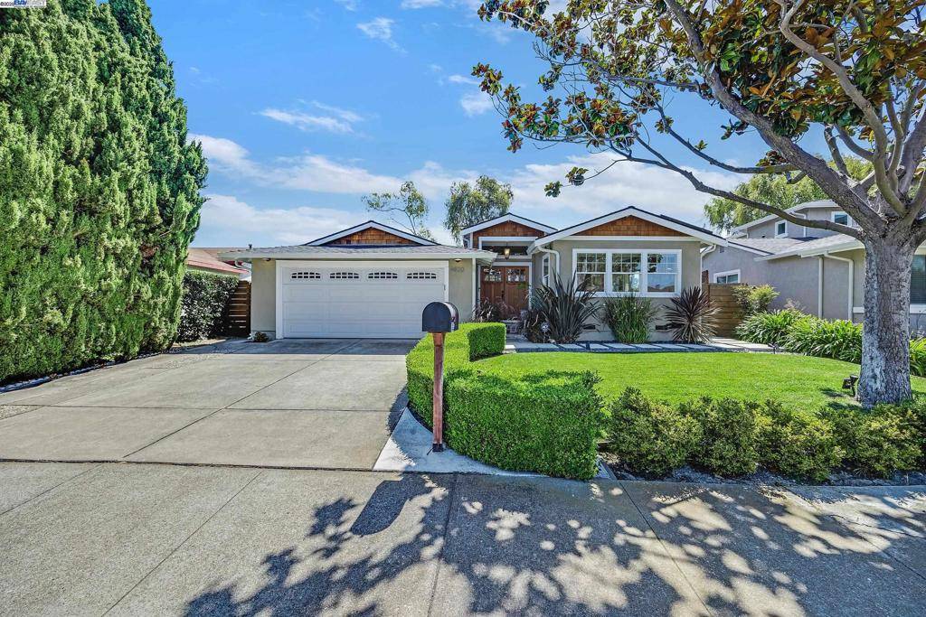 4820 Delores Dr, Union City, CA 94587