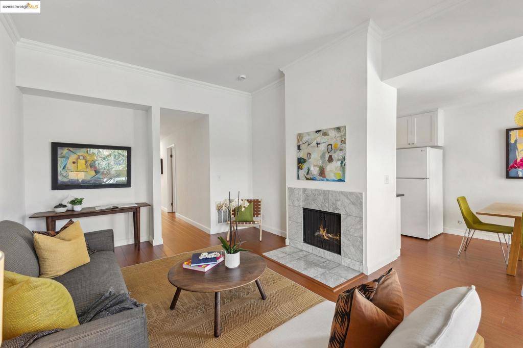 151 Lakeside Dr #301, Oakland, CA 94612