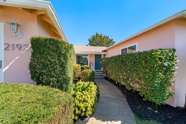 Castro Valley, CA 94546-6306,21924 Ada