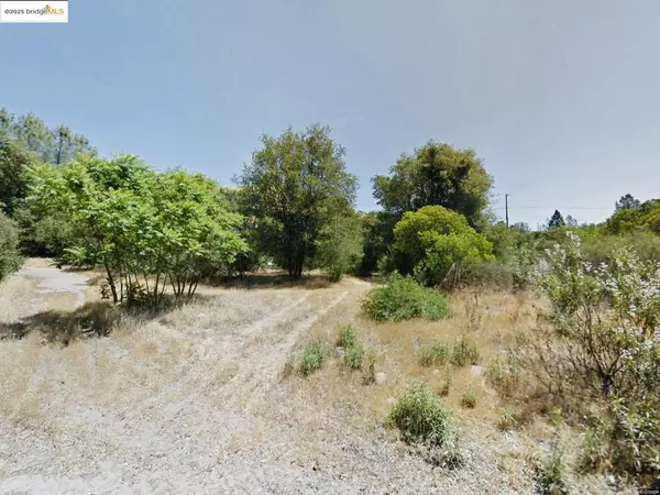 Clearlake, CA 95422,3322 6Th St