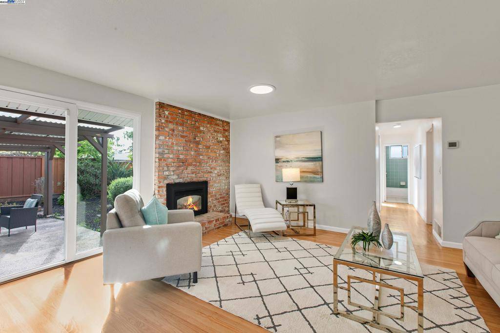 Hayward, CA 94544,30847 Prestwick Ave