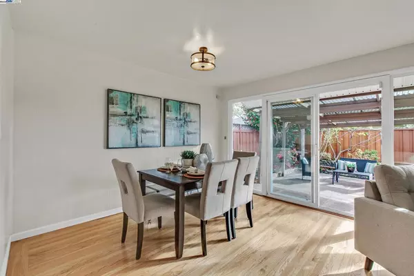 Hayward, CA 94544,30847 Prestwick Ave