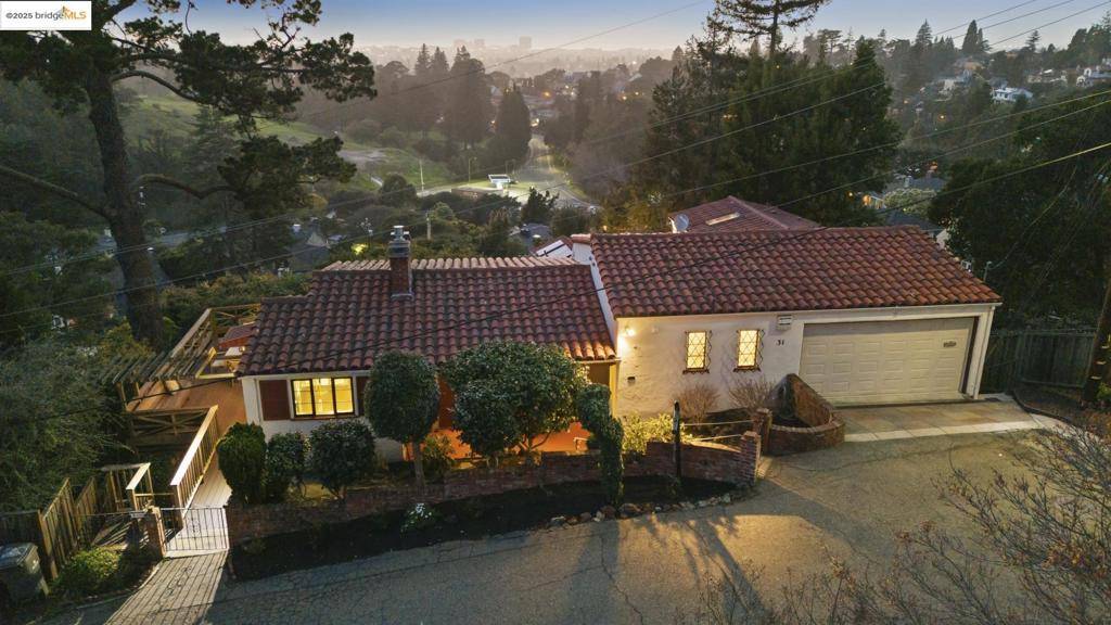 31 WILDING LANE, Oakland, CA 94618