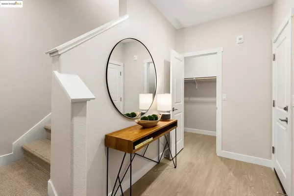 Hayward, CA 94544,28976 Parkwood Lane #73